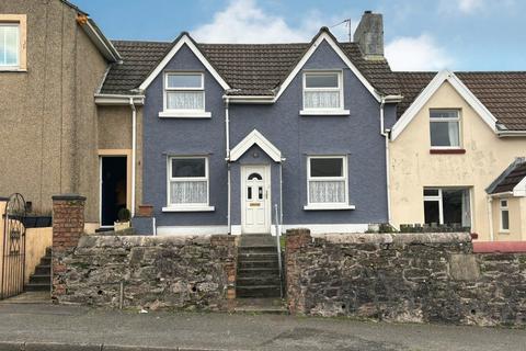 4 bedroom terraced house for sale, Pill Road, Milford Haven, Sir Benfro, SA73