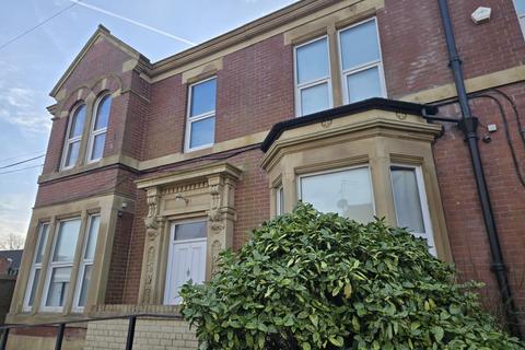 Property to rent, Lord Street, Radcliffe, Manchester, M26