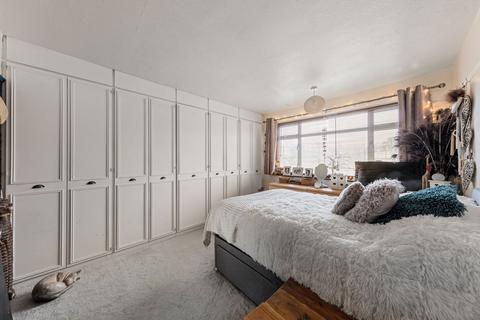 5 Stanhope Grove, Beckenham, BR3 3JB