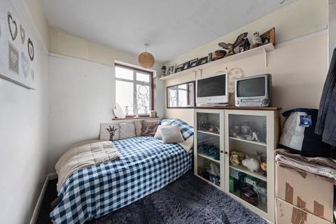 5 Stanhope Grove, Beckenham, BR3 3JB