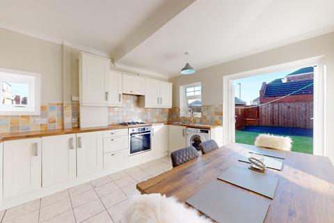 3 bedroom semi-detached house for sale, Page Avenue, South Shields