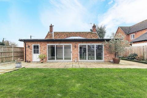 3 bedroom farm house for sale, Chapel Street, Rockland St. Peter, NR17