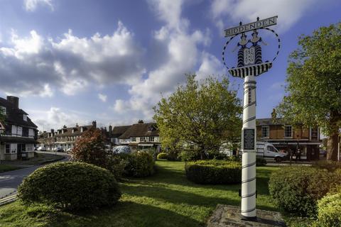 3 bedroom detached house for sale, Ash Lodge, Little Randolphs Farm, Biddenden