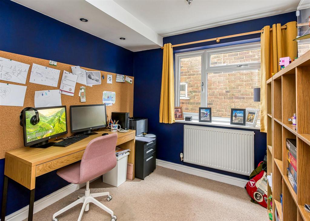 82 Station Road-Office.jpg