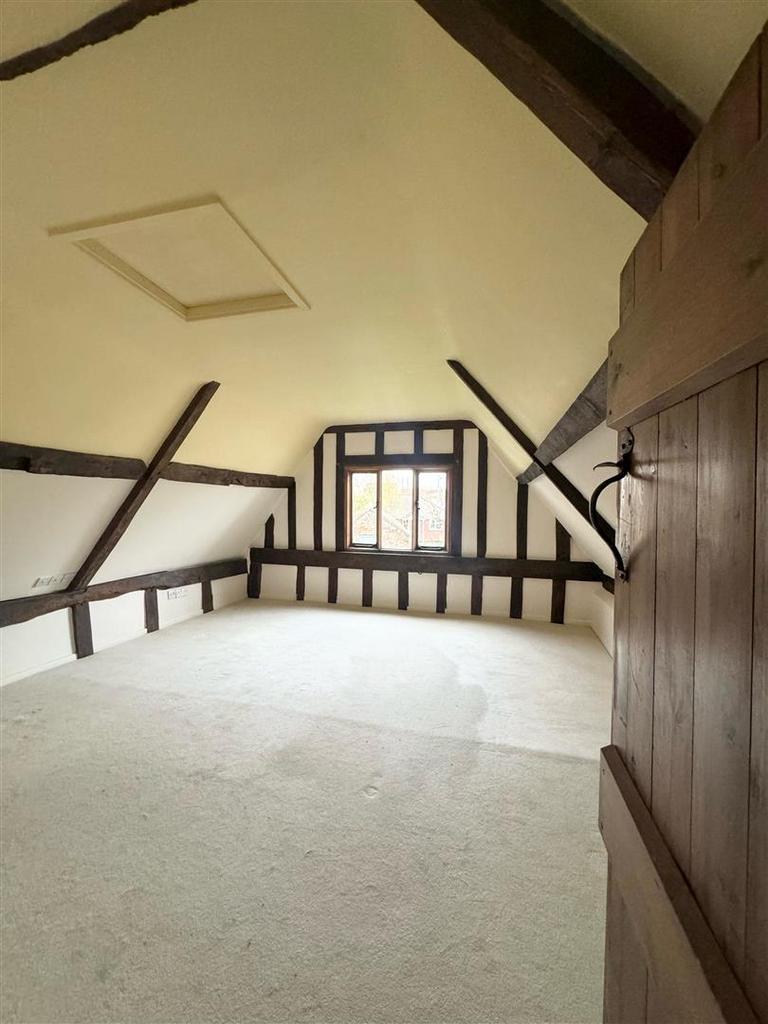 Master bedroom.jpg
