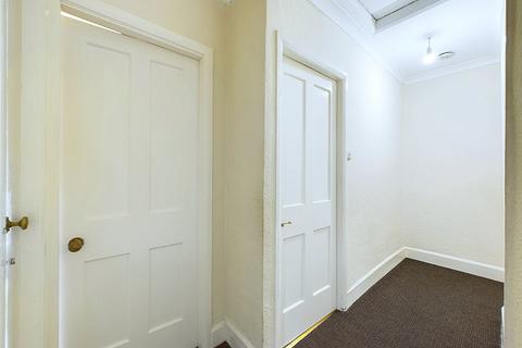 6 Warde Avenue, Doncaster, DN4 9DY