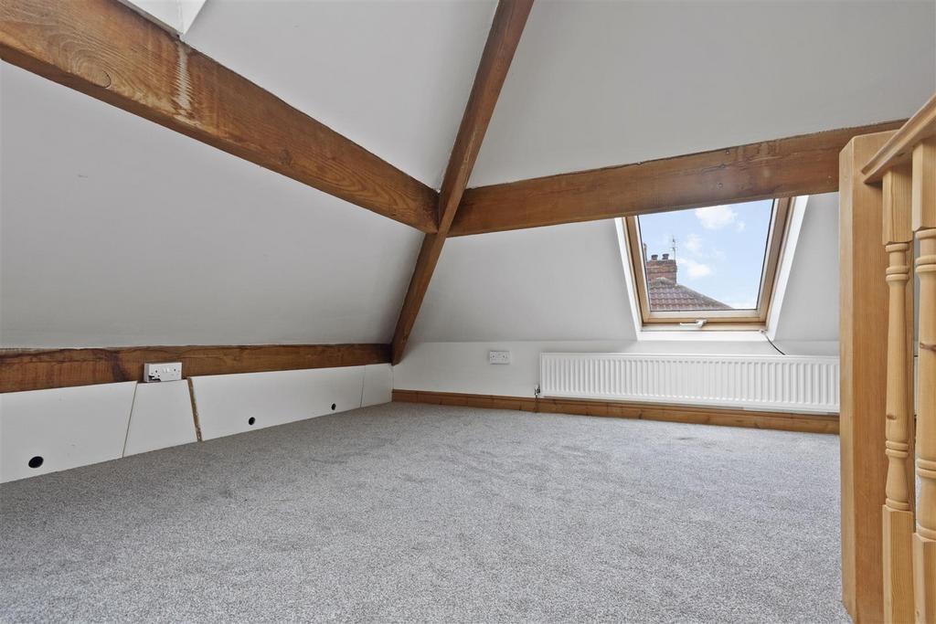 Versatile room/attic
