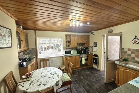 3 bedroom house for sale, Bro Rhydybont, Llanybydder