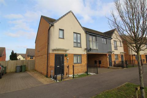 97 Manor Drive, Peterborough, PE4 7AR