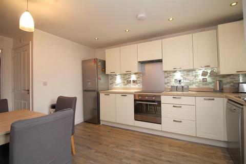 97 Manor Drive, Peterborough, PE4 7AR
