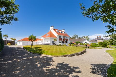 8 bedroom detached house for sale, Ronaldsburn, Derbyhaven, Castletown