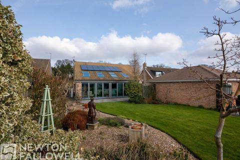 3 bedroom bungalow for sale, The Coppice, Barnby Moor DN22