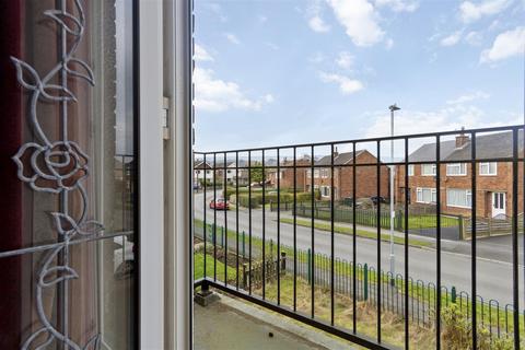 2 bedroom flat for sale, Norwood Avenue, Ilkley LS29