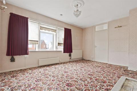 2 bedroom flat for sale, Norwood Avenue, Ilkley LS29