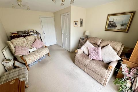 2 bedroom terraced house for sale, Snitterfield Drive, Shirley, Solihull