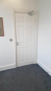 2 bedroom flat to rent, Worcester Street, Kidderminster DY10