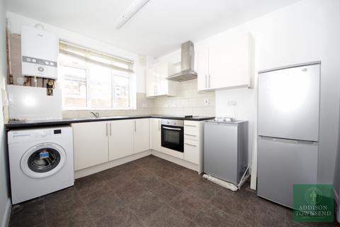 2 bedroom flat for sale, Eversley Park Road, N21