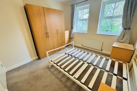 2 bedroom house to rent, Redhouse Lane, Leeds, West Yorkshire, UK, LS7