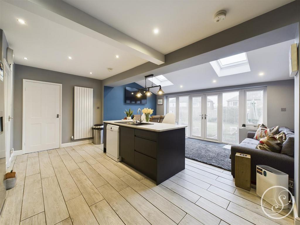 Kitchen/diner/family room