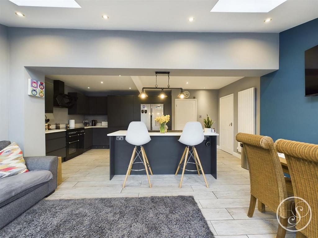 Kitchen/diner/family room