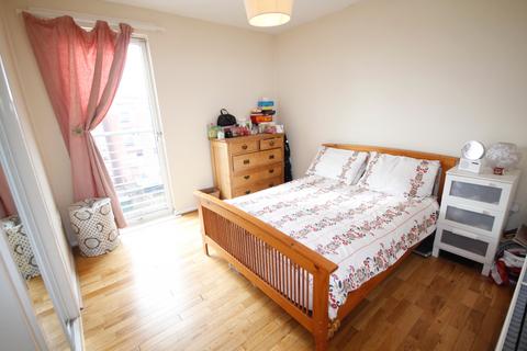 2 bedroom flat to rent, Errol Gardens, New Gorbals, Glasgow, G5