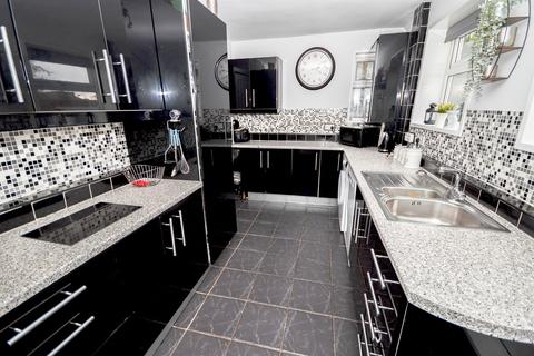 3 bedroom terraced house for sale, The High Road, South Shields