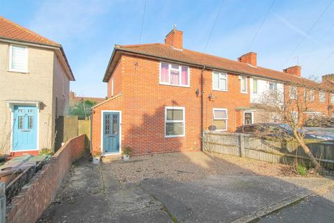 2 bedroom end of terrace house for sale, Winchcombe Road, Carshalton SM5