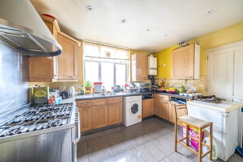 undefined, The Crossways, Wembley HA9