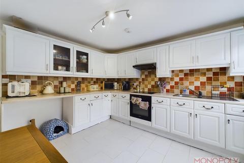 2 bedroom terraced house for sale, Broughton Road, Lodge, Wrexham