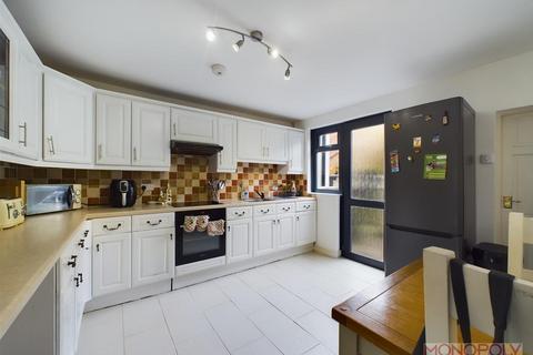 14 Broughton Road, Lodge, Wrexham, LL11 5NG