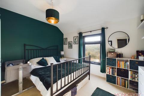 14 Broughton Road, Lodge, Wrexham, LL11 5NG