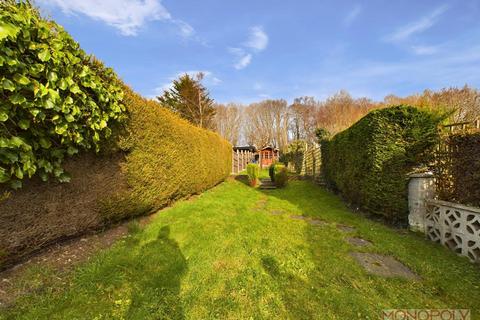 14 Broughton Road, Lodge, Wrexham, LL11 5NG