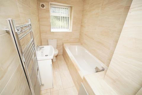 1 bedroom flat to rent, Bury Fold Lane, Darwen BB3