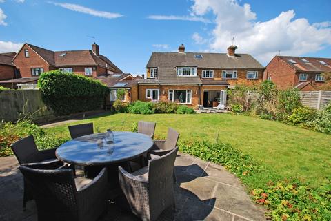 105 Heath Road, Beaconsfield, HP9 1DJ