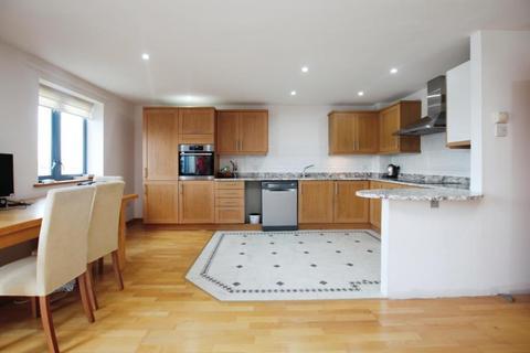 2 bedroom apartment to rent, Cumberland Road, Bristol BS1