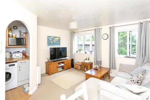 1 bedroom apartment for sale, Rochester Drive, Watford, Hertfordshire, WD25