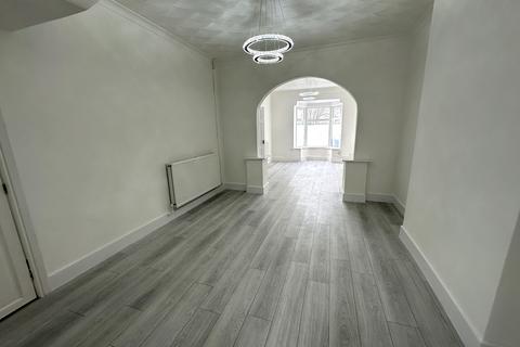 undefined, Main Street, Stapenhill, Burton-on-Trent, DE15