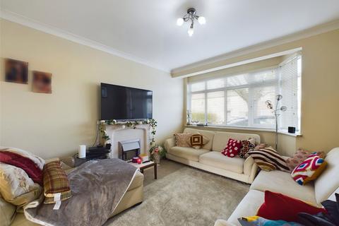 3 bedroom semi-detached house for sale, Forest Road, Havering RM7