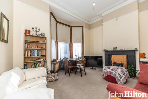 1 bedroom ground floor flat for sale, Chichester Place, Brighton