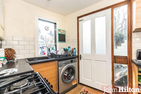 1 bedroom ground floor flat for sale, Chichester Place, Brighton