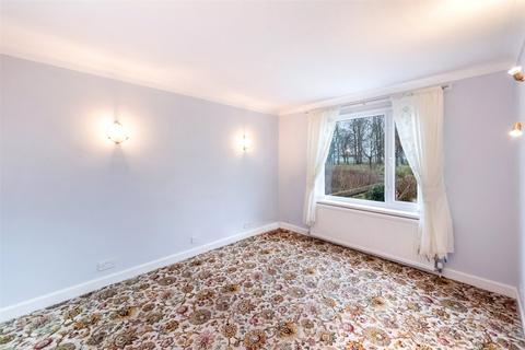13 Halberts Crescent, Stirling, FK7 0LG