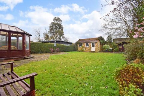 3 bedroom bungalow for sale, Pink Lane, Burnham, Buckinghamshire, SL1