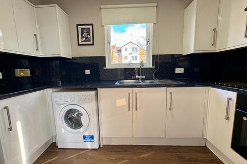 1 bedroom flat to rent, Headland Court, Garthdee, Aberdeen, AB10