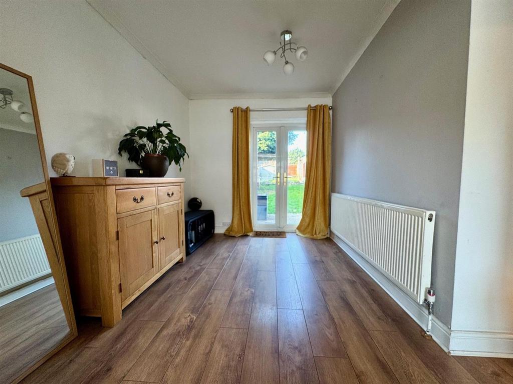 Dining room.jpg