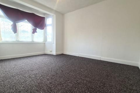 3 bedroom end of terrace house to rent, Newham Way, London E6