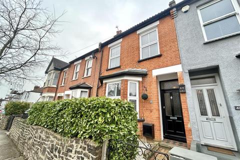 3 bedroom terraced house for sale, Fairleigh Drive, Leigh-On-Sea