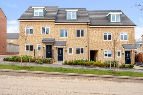 3 bedroom house to rent, Harviston Avenue, Gedling, Nottingham, Nottinghamshire, NG4