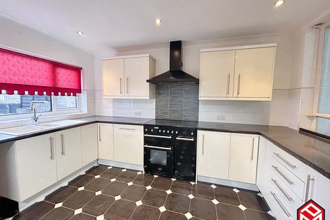 3 bedroom terraced house for sale, Wood Street, Maesteg, Bridgend. CF34 9BB