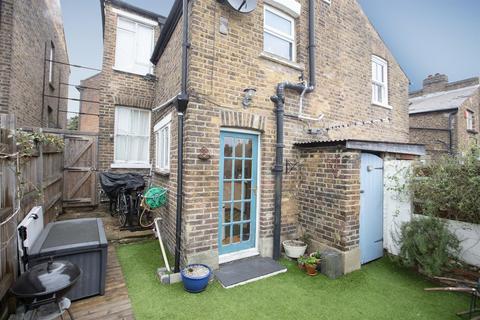 2 bedroom semi-detached house for sale, Halifax Street, Sydenham, SE26