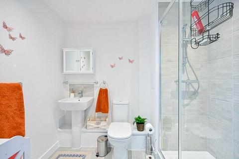 undefined, Powdermill Close, New Malden